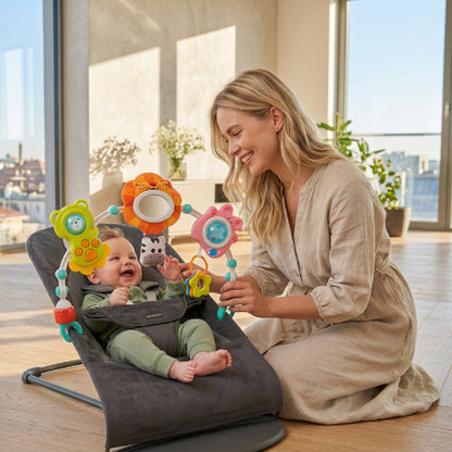 arche d'éveil lion bébé assit