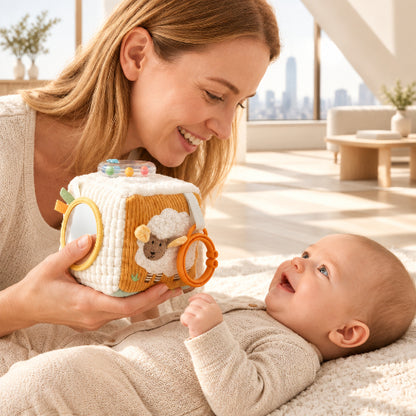 cube d'activité bébé maman heureux