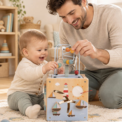 cube d'activité en bois papa et bébé