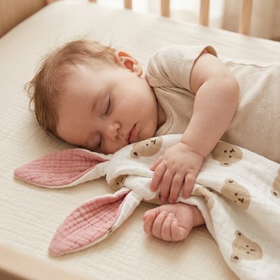 Doudou enfant endormie
