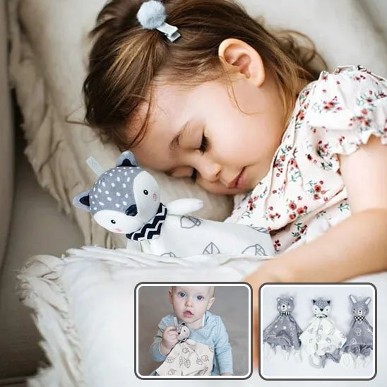 Doudou fillette endormie avec doudou