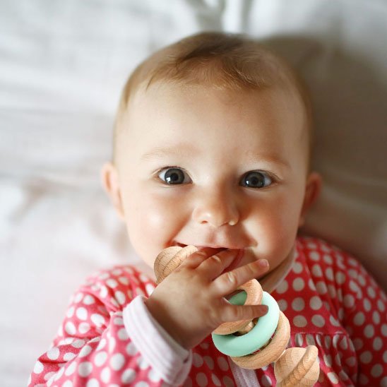 Hochet bébé amusant 