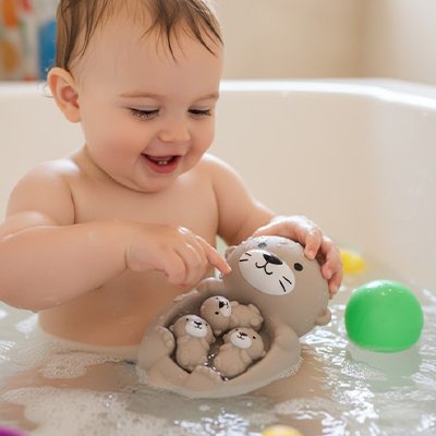 Jouet baignoire bebe oursons avec enfant