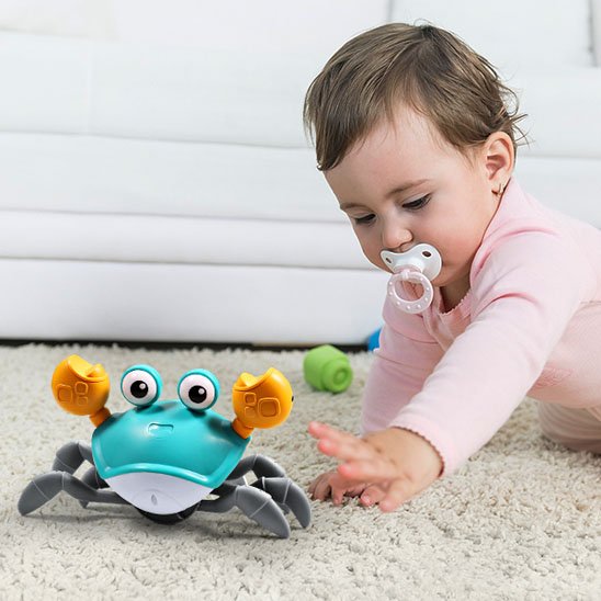 Jouet bebe eveil crabe  bleu avec enfant