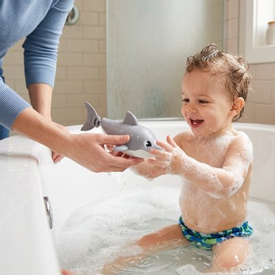 Jouet de bain​ dauphin gris avec enfant