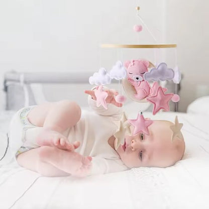 mobile-bebe-etoile-nuage-avec-bebe