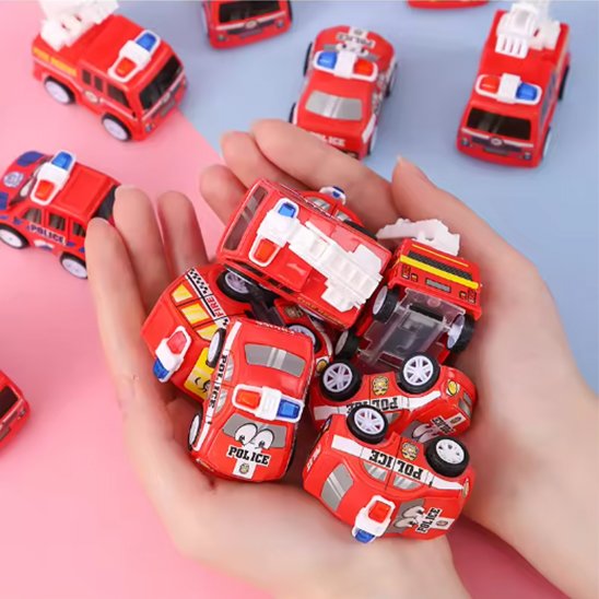Petites voitures jouets beaucoup de modèles