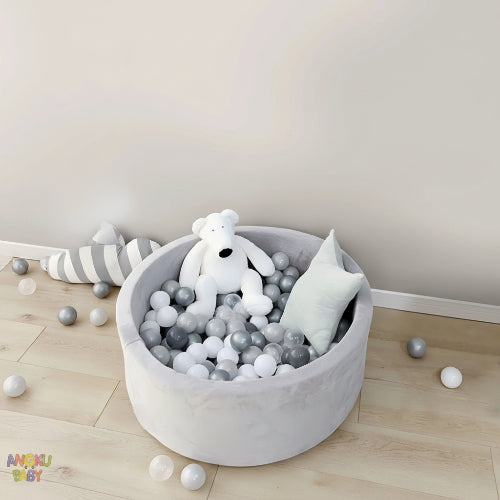piscine à balle bébé gris avec oursons