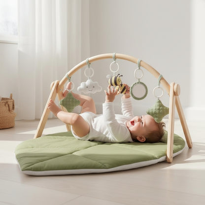 tapis d'éveil bébé enfant s'amuse