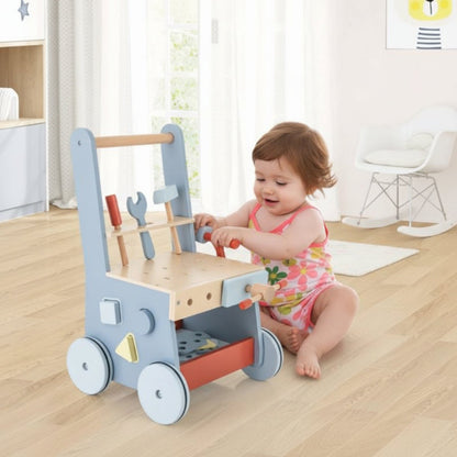 trotteur bébé enfant assit avec joue