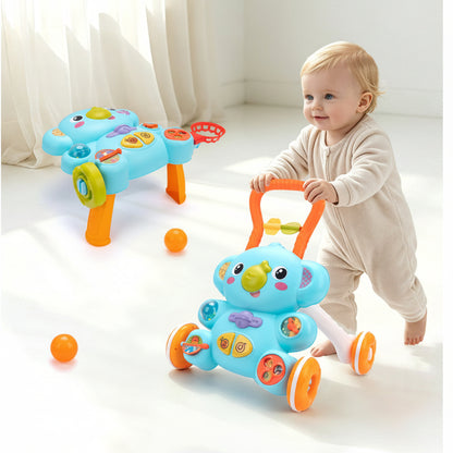 trotteur bébé garçon heureux de jouer avec jouet